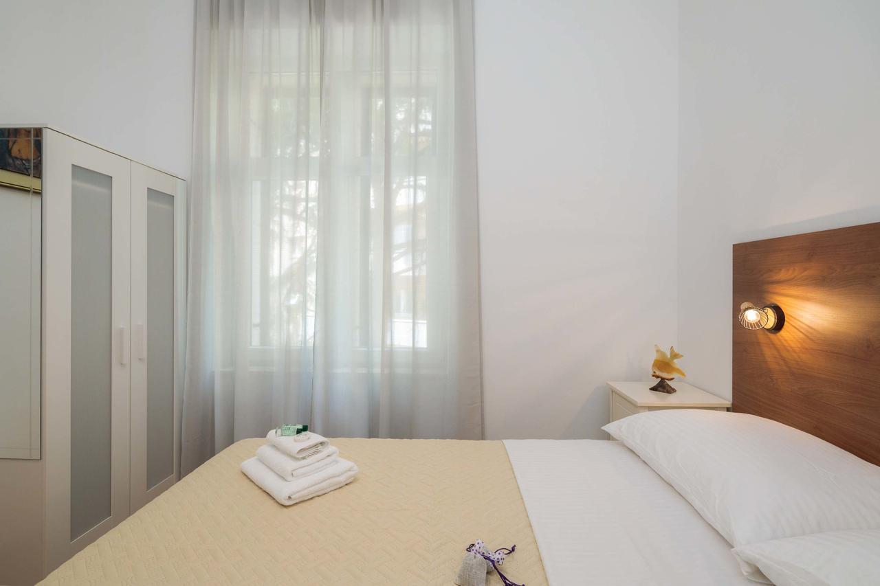 Plr-royal Luxury Apartment